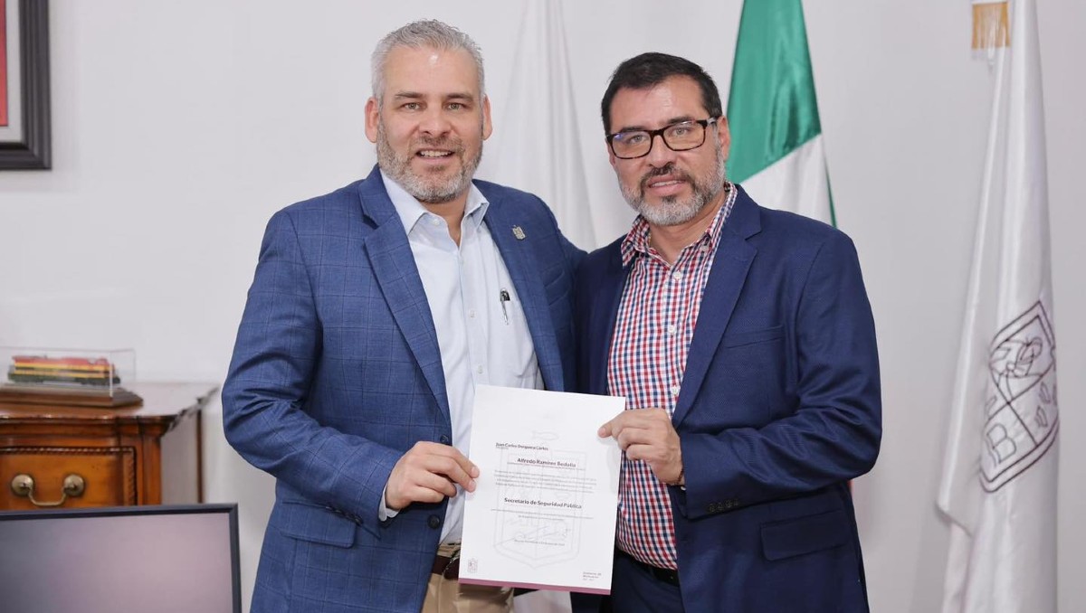 Carlos Oseguera asume como nuevo titular de la SSP en Michoacán | Foto: FB. Juan Carlos Oseguera Cortés