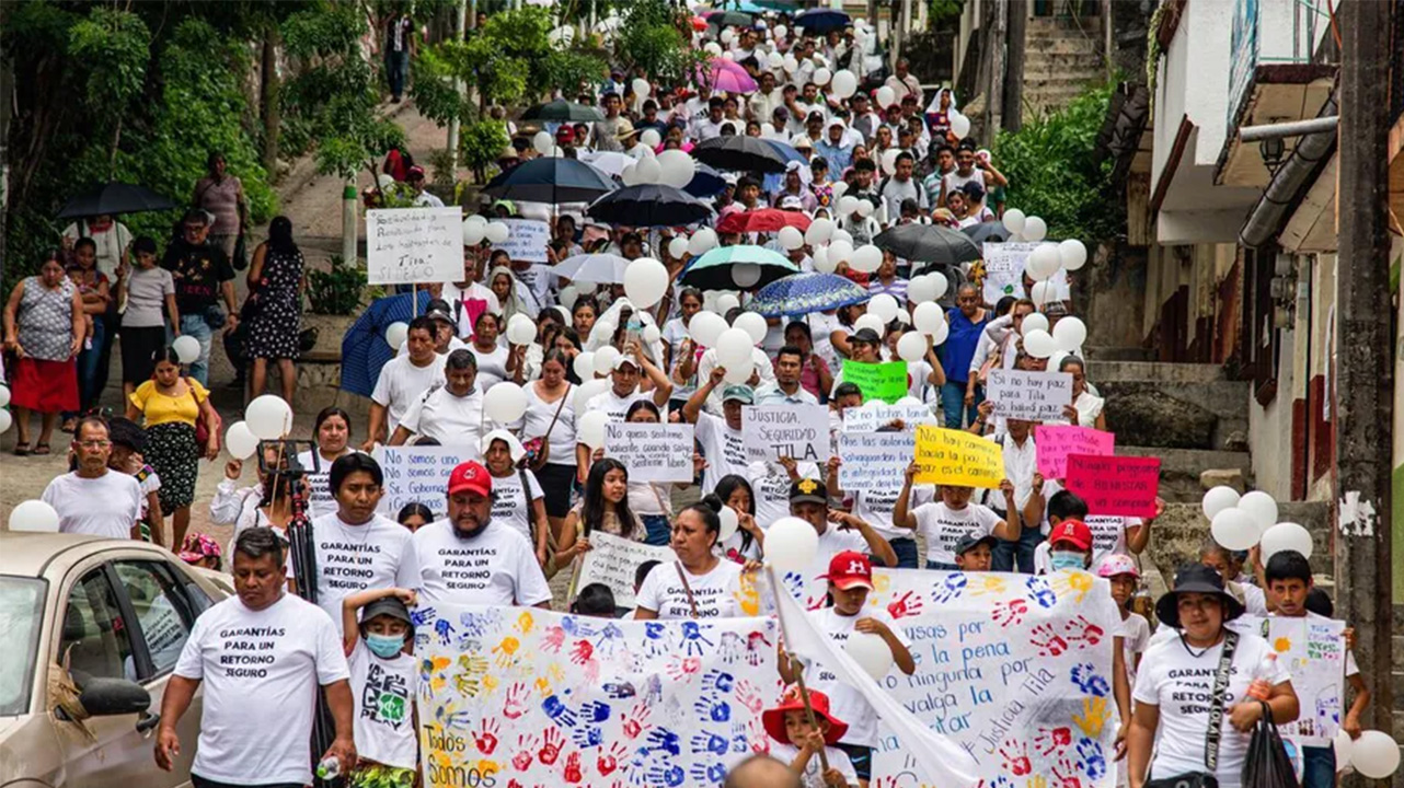 Los desplazados de Tila, Chiapas, cumplen 15 días sin poder regresar a sus hogares