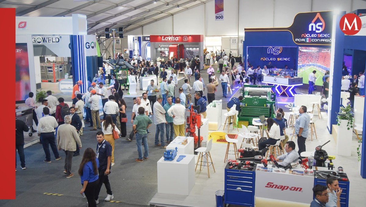 Exposiciones dentro del Congreso Mexicano del Petróleo en Tampico.