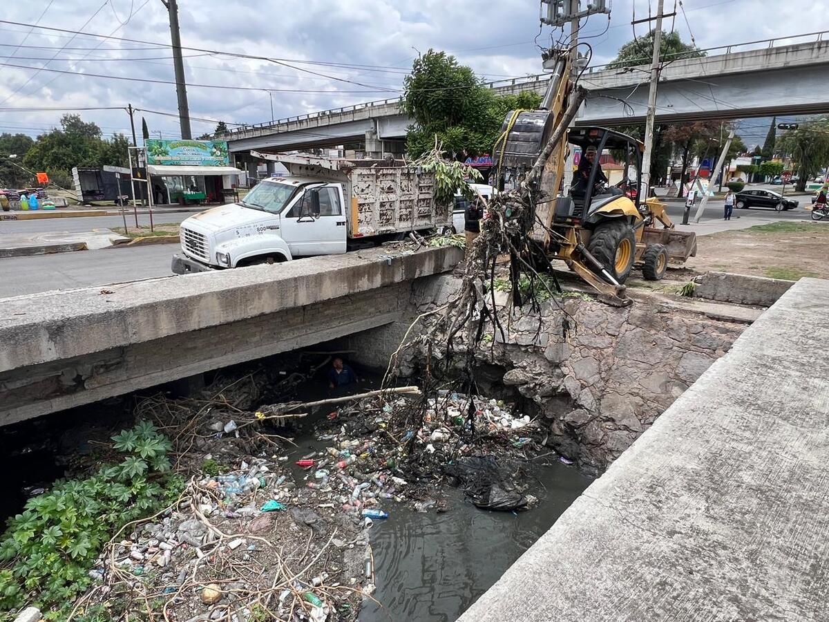 La labor de limpieza para retirar basura, también incluye las 8 barrancas | Especial