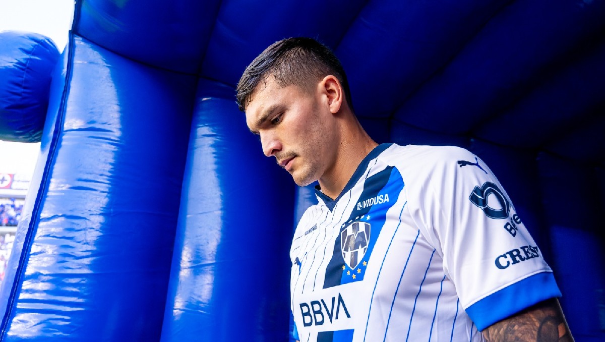 Brandon Vázquez será evaluado este fin de semana para saber el alcance de su molestia (Imago7)