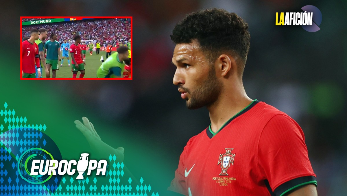 Guardia golpea a Goncalo Ramos tras juego de Portugal en Eurocopa (Reuters)