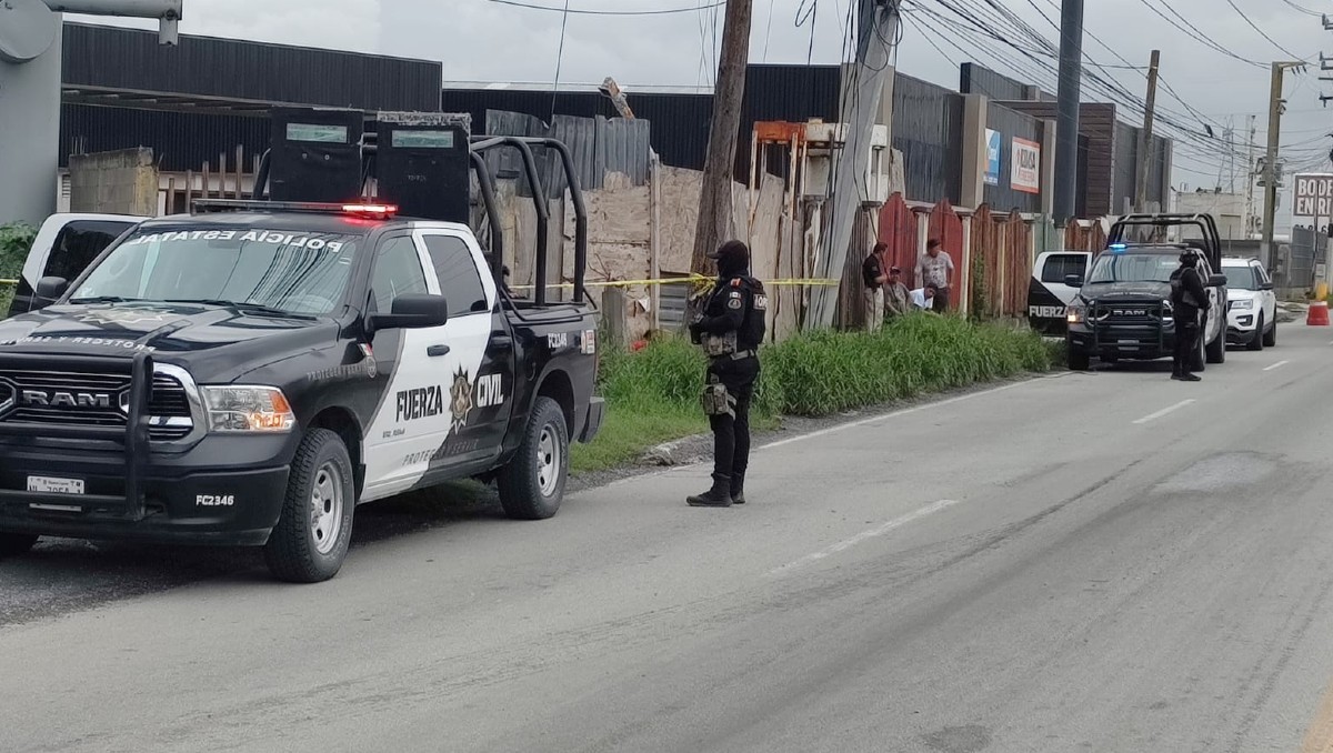 Hallan hombre sin vida en carretera a Laredo en Apodaca. Foto: Agustín Martínez