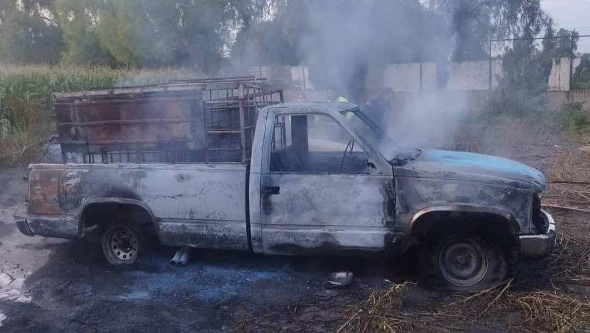 Camionetas calcinadas.