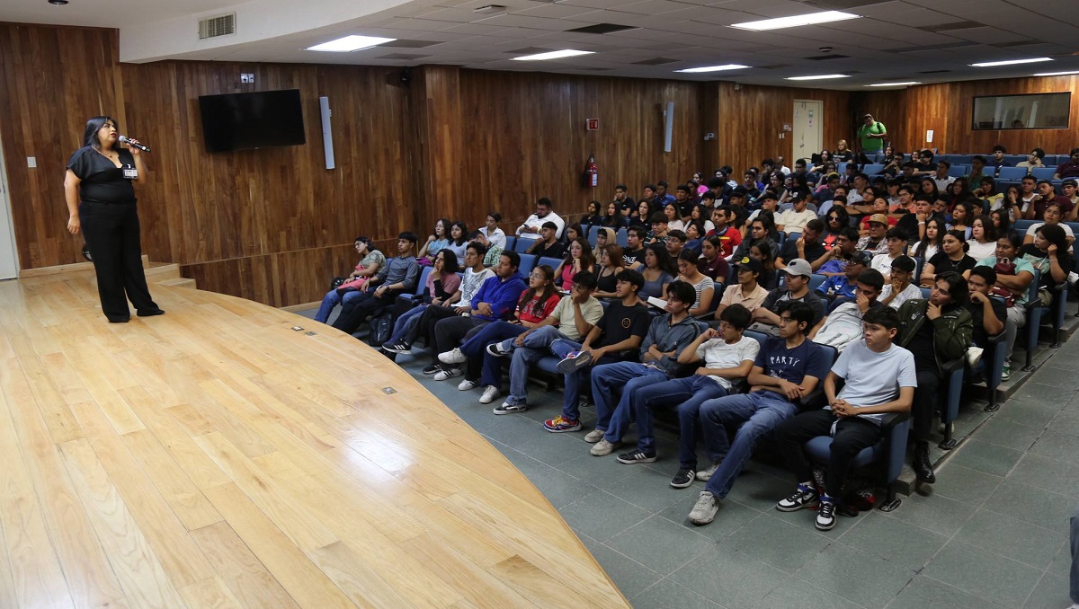 Las conferencias se orientaron a los estudiantes en diversos temas. (cortesía)