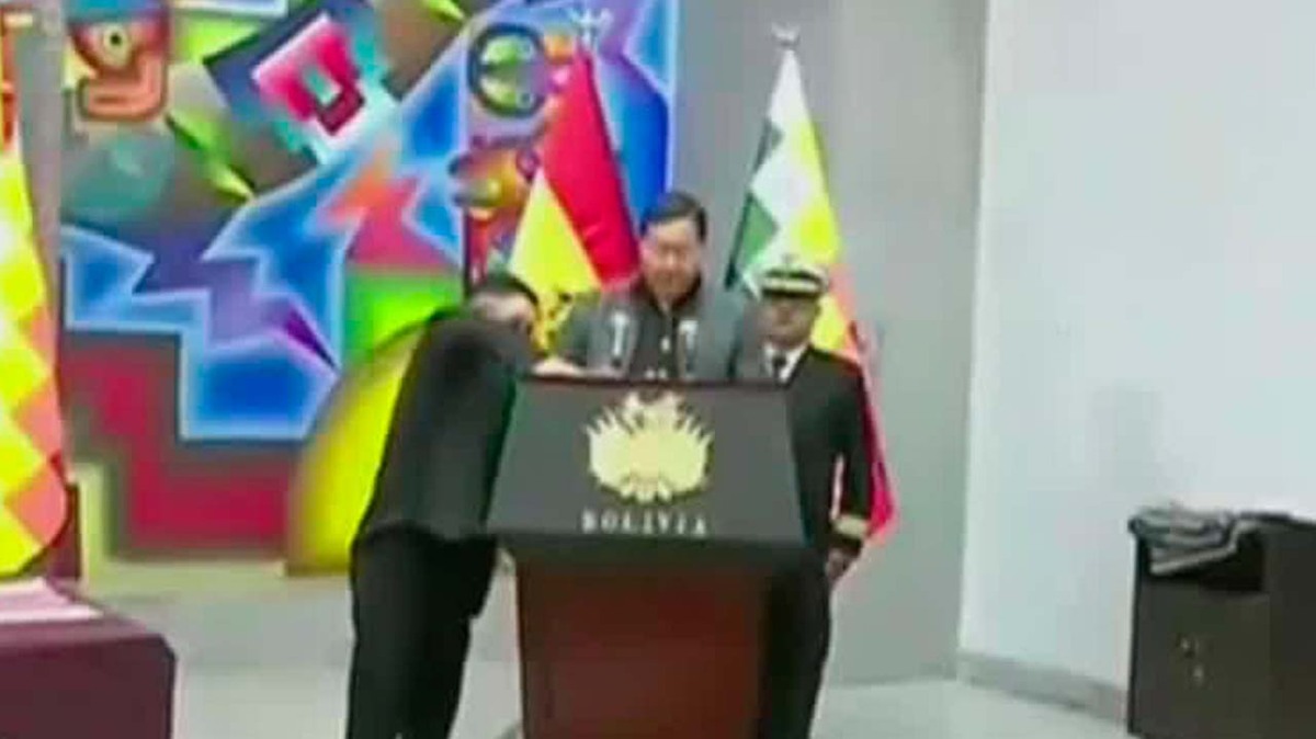 Luis Arce nombra a José Wilson Sánchez Velásquez como nuevo comandante de las Fuerzas Armadas