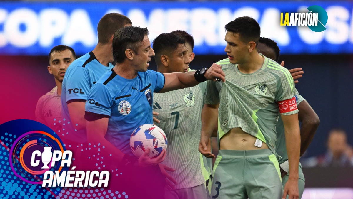César Montes podría ser baja ante Ecuador en Copa América por lesión (AFP)
