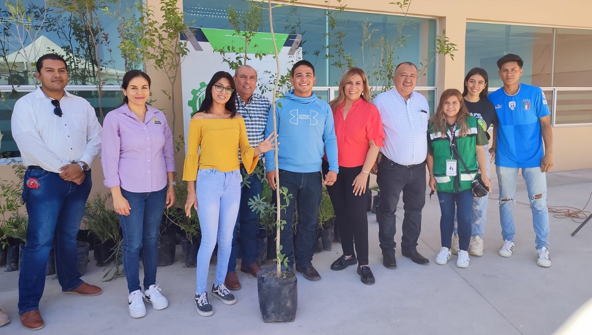Se logró la coordinación con personal de la Dirección de Medio Ambiente del municipio de San Pedro para hacer esta forestación. (cortesía)