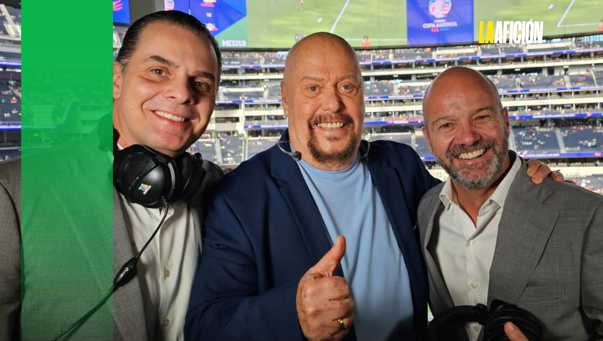 'Perro' Bermúdez se reencuentra con Christian Martinoli y Luis García (X @@FarsantesG)