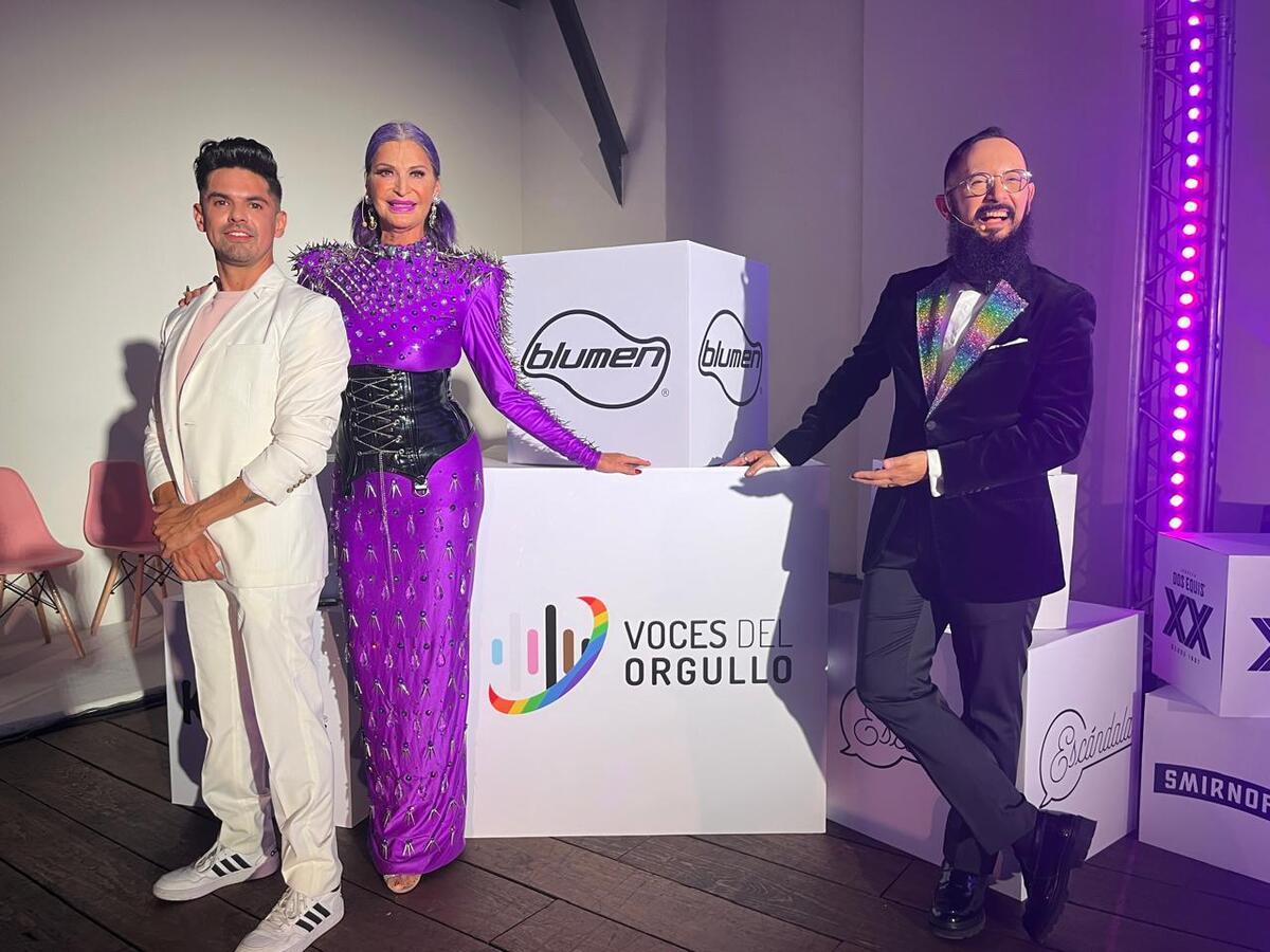 Quique Galdeano, Alejandra Bogue y Álvaro Cueva fueron los presentadores de la noche. Foto Lizbeth Cruz J.