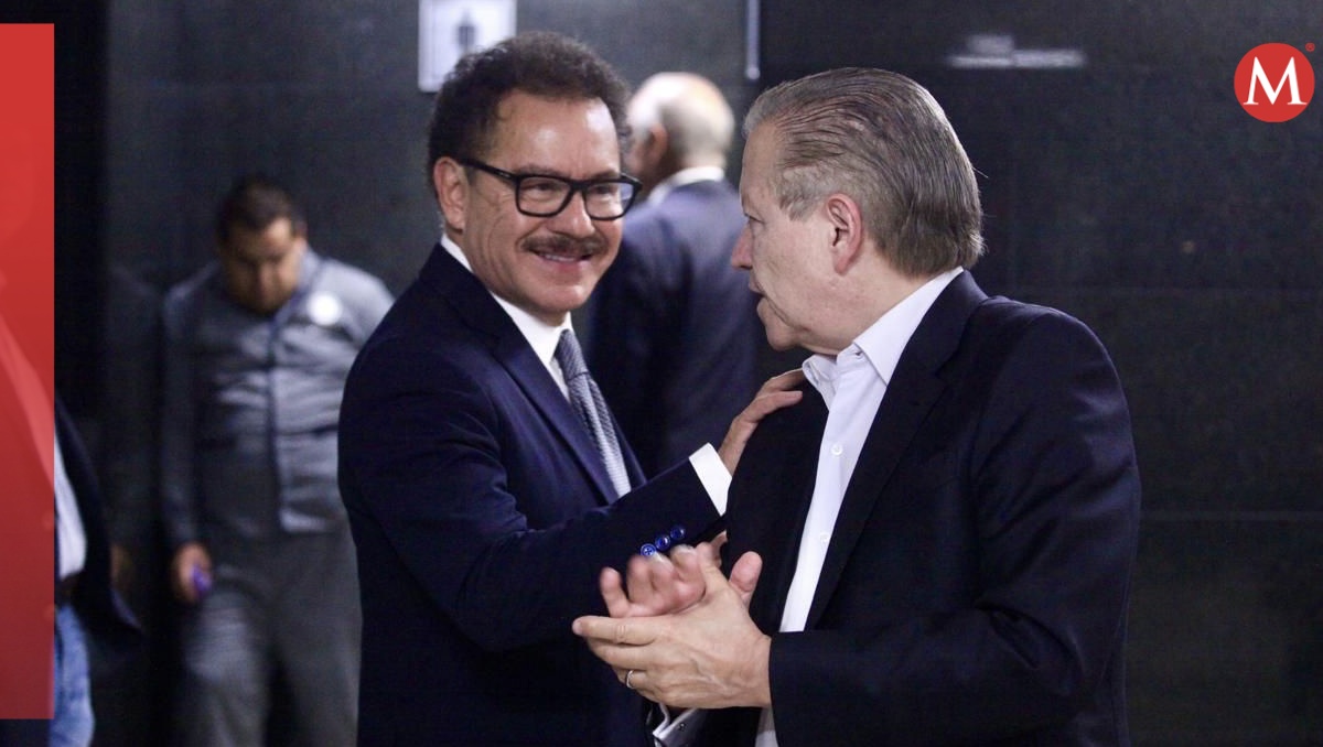 El líder parlamentario de Morena en la Cámara de Diputados, Ignacio Mier, con el ex presidente de la Suprema Corte, Arturo Zaldívar. | Especial