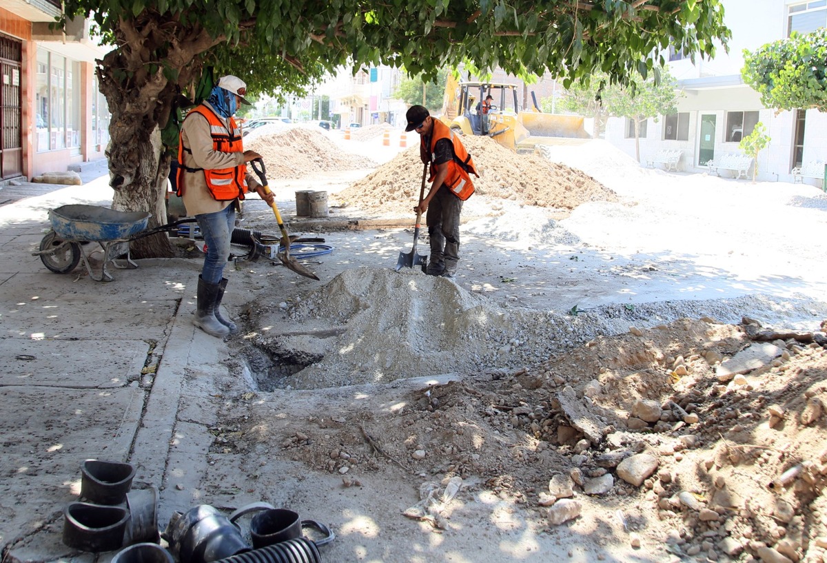 Trabajos en corredor Matamoros en Torreón. | Martín Piña