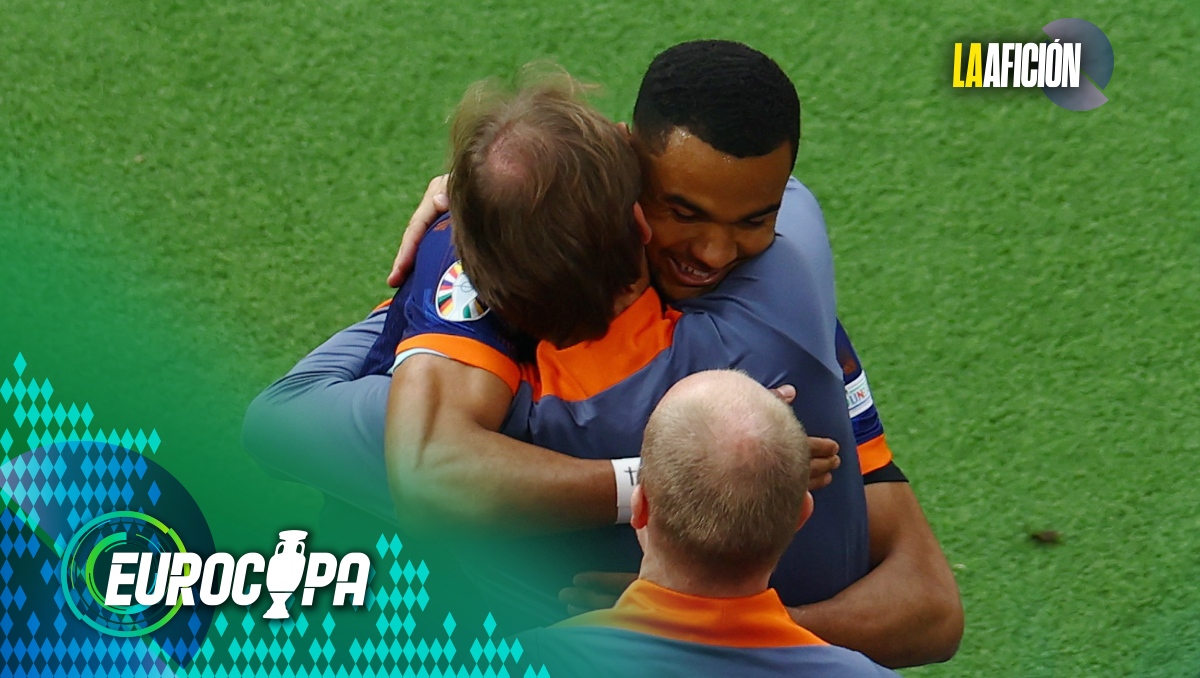 ¿Por qué Cody Gakpo festejó su gol con el fisioterapeuta de Países Bajos? (Reuters)