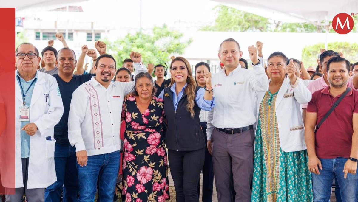 La mandataria entregó tarjetas a beneficiarios del programa IMSS-Bienestar. (Foto: Especial)