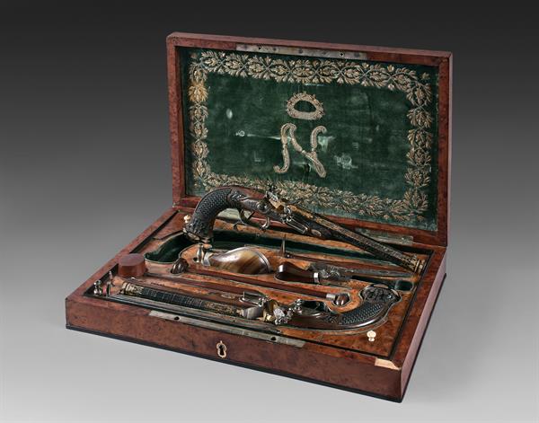 Dos pistolas que pertenecieron a Napoleón Bonaparte, y con las que pensó en suicidarse al perder su imperio en 1814 | Foto: EFE
