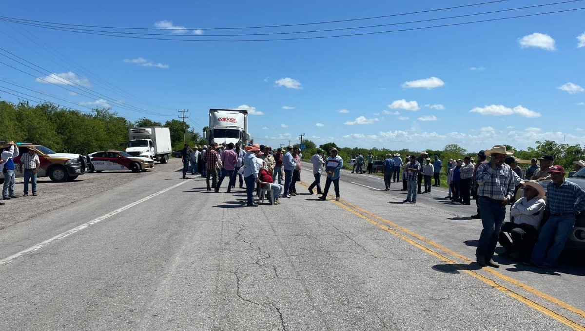 Bloqueo en la carretera San Fernando-Matamoros. (SSP)