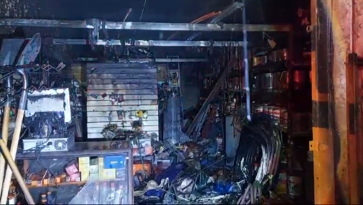 Bomberos de Tapachula lucharon durante más de una hora para combatir el fuego. | Especial