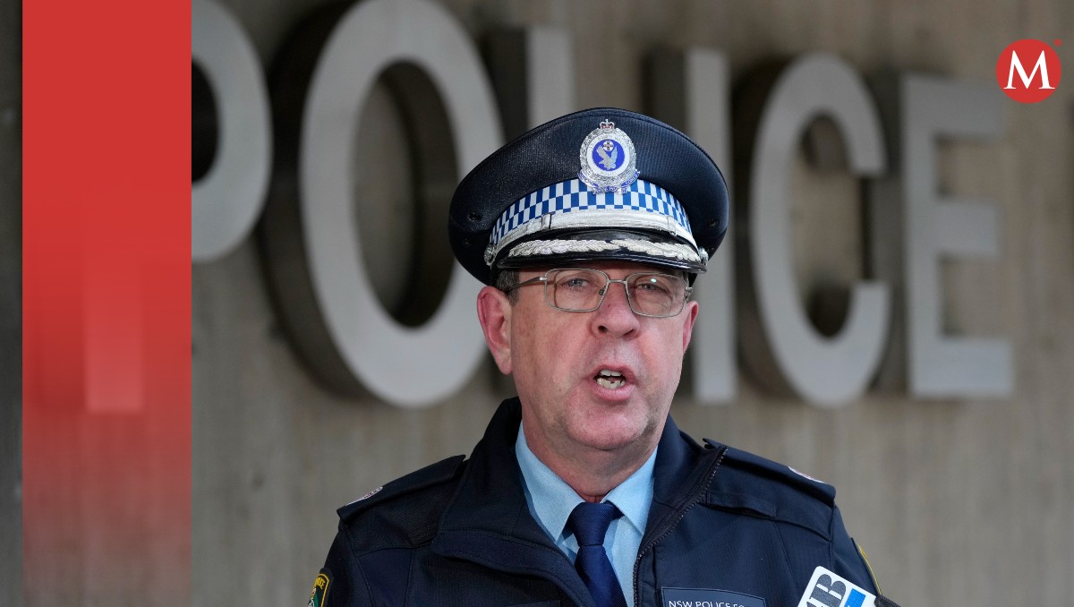 El comisario asistente de la policía de Nueva Gales del Sur Mark Walton se dirige a los medios en Sydney, el martes 2 de julio de 2024 | AP