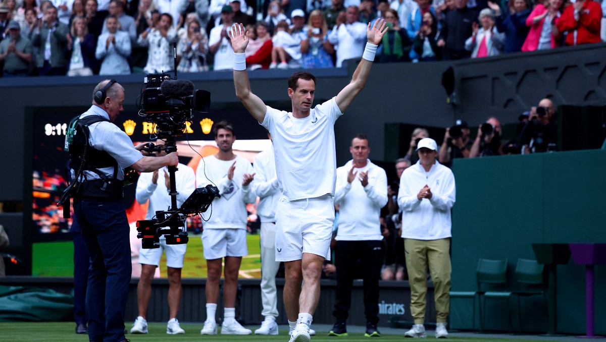 Andy Murray recibe emotivo homenaje tras caer en Wimbledon (Reuters)