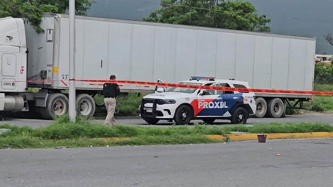 Ataque armado en Escobedo deja a un policía muerto y otro herido