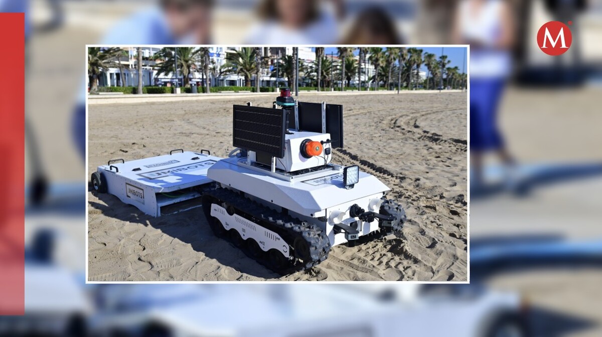 "Platjabot" el primer robot autónomo en limpiar las playas de Valencia, España.