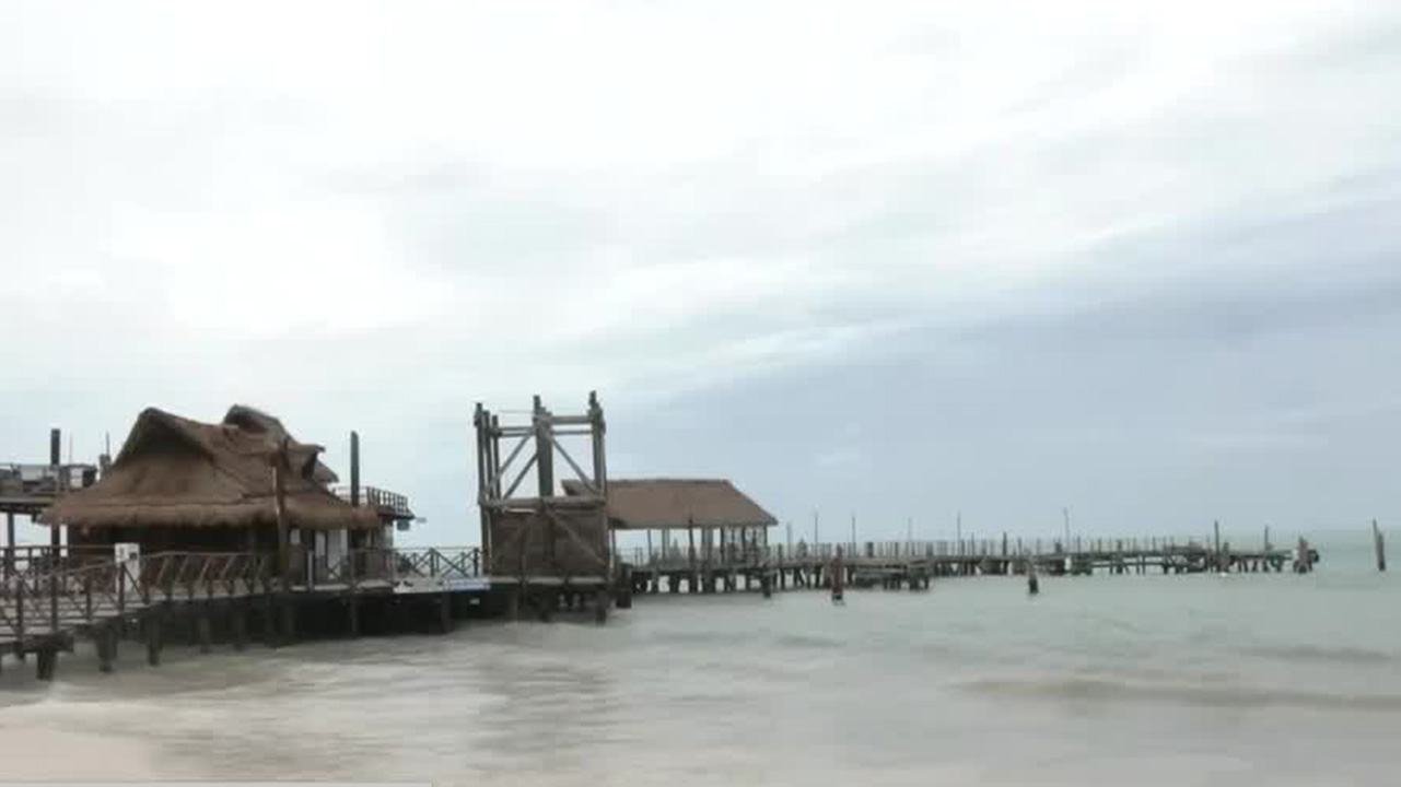 Continúan las medidas de prevención en las costas de Quintana Roo tras el paso del huracán 'Beryl'