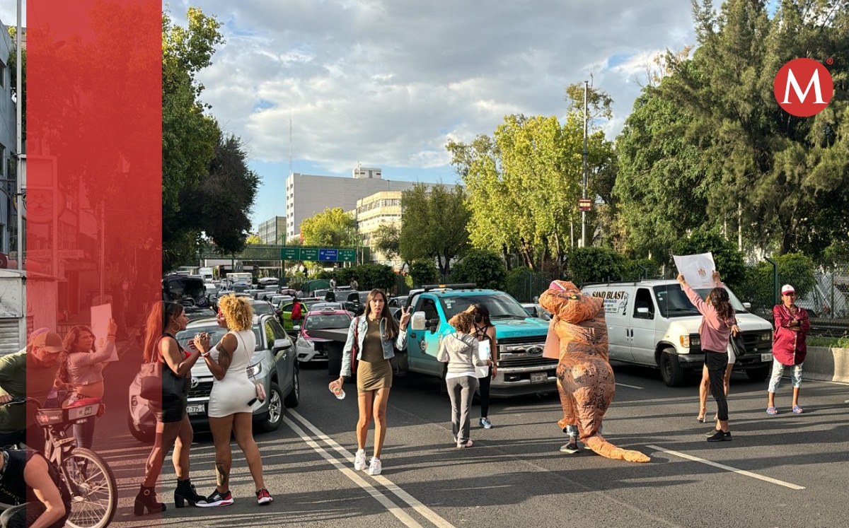Las manifestantes realizaron pintas en el motel y cerraron la calzada San Antonio Abad. Foto: Graciela Olvera.