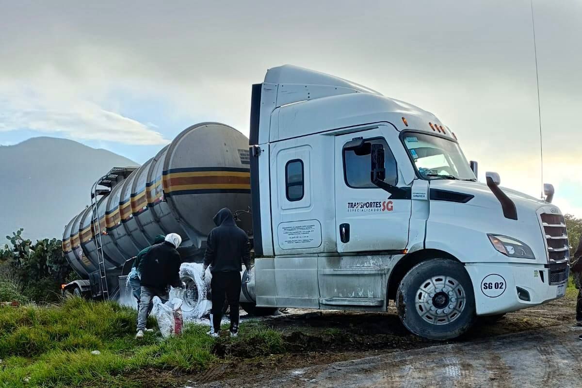 Pipa abandonada por huachicoleros.