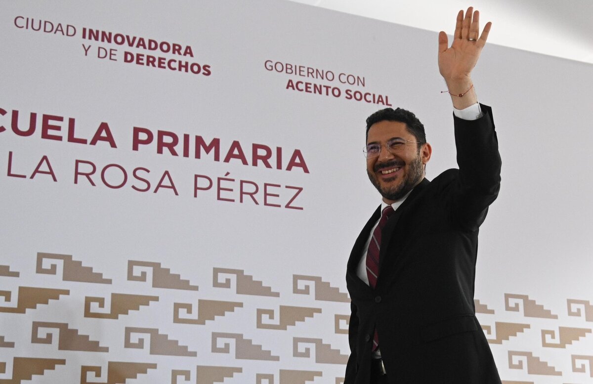 Se dispusieron 26 toneladas de estructura metálica. | Especial