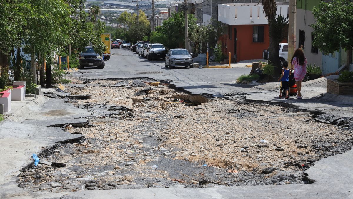 En la Zona Metropolitana hay decenas de colonias con calles y avenidas peligrosas para los ciudadanos. Leonel Rocha