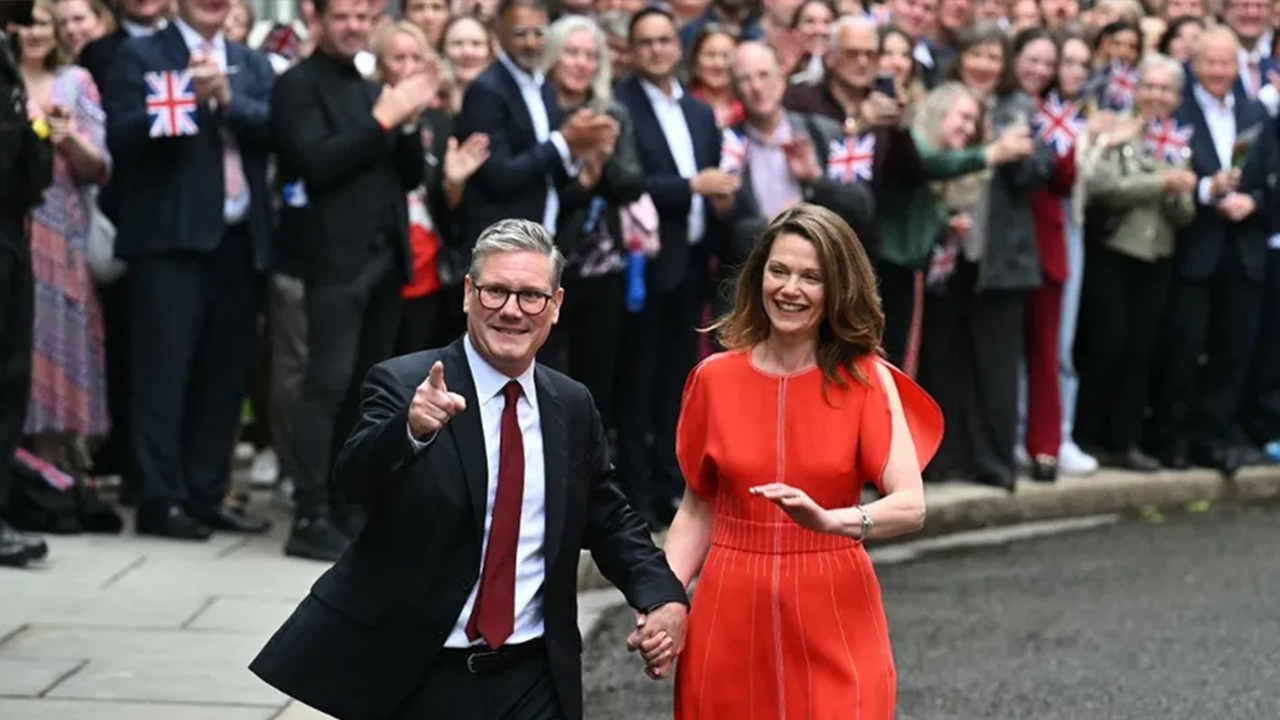 Keir Starmer toma posesión como primer ministro británico con promesa de renovación nacional
