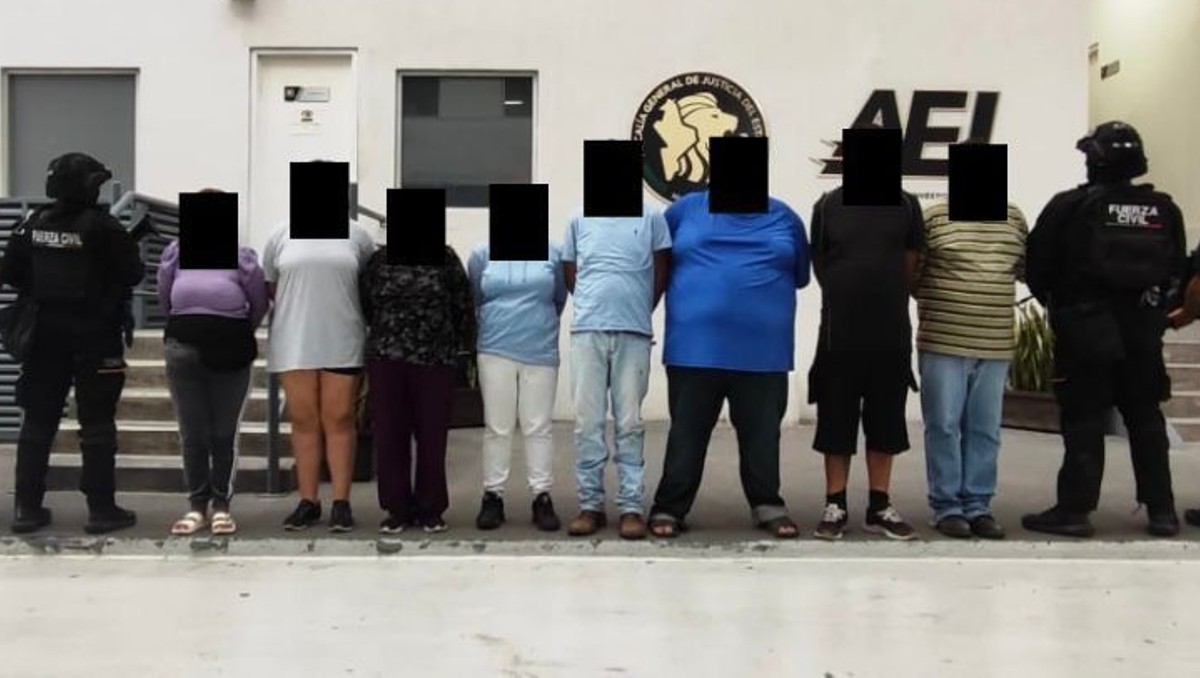 Al momento de la captura tenían en su posesión cuatro armas largas y aproximadamente 200 dosis de drogas. Foto: Especial