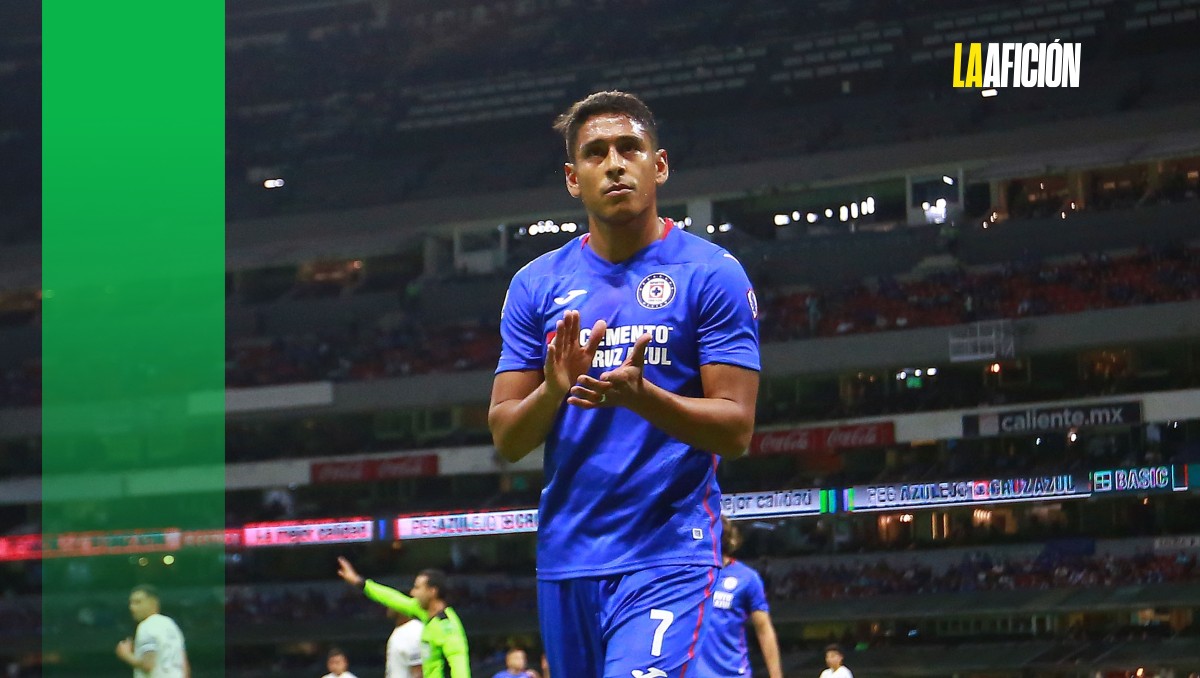 Luis Romo es presentado oficialmente con Cruz Azul (Imago7)