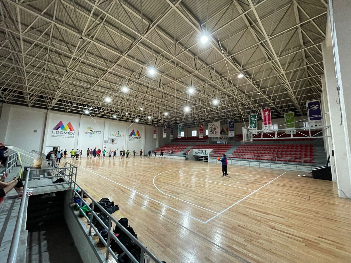 Cancha pública de básquetbol en Metepec. | Especial