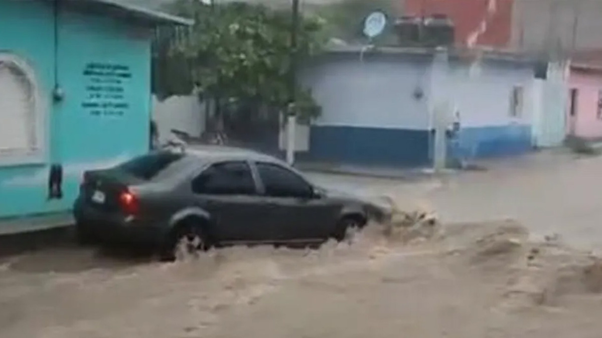 Fallece persona de la tercera edad al intentar cruzar un arroyo en Chiapas
