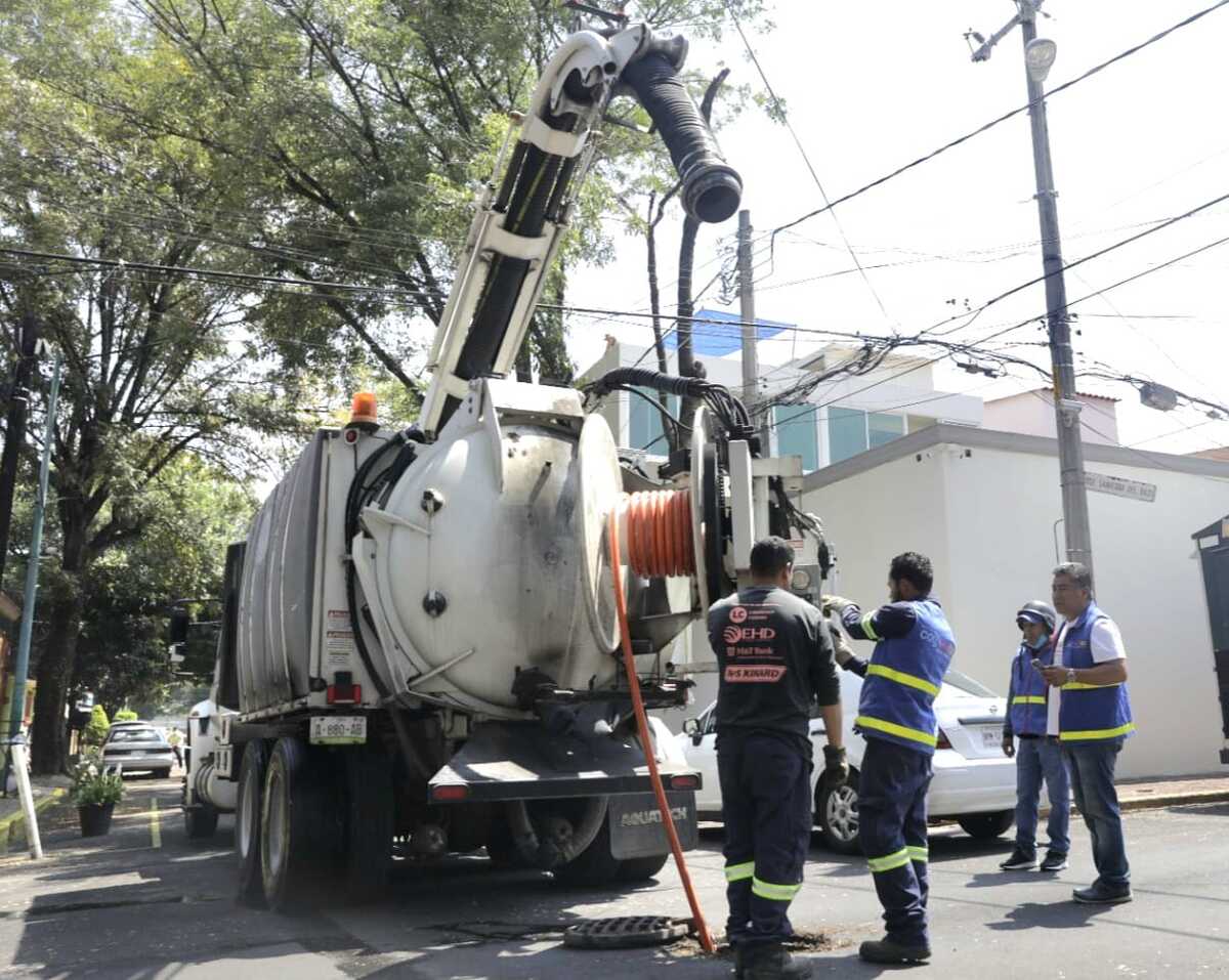 Llama Coyoacán a mantener sistema de drenaje sin obstrucciones