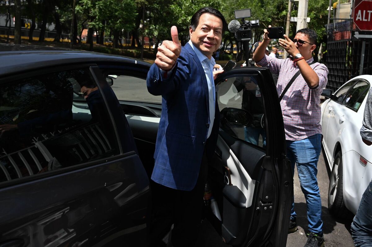 Mario Delgado rumbo a la casa de transición. | Cuartoscuro