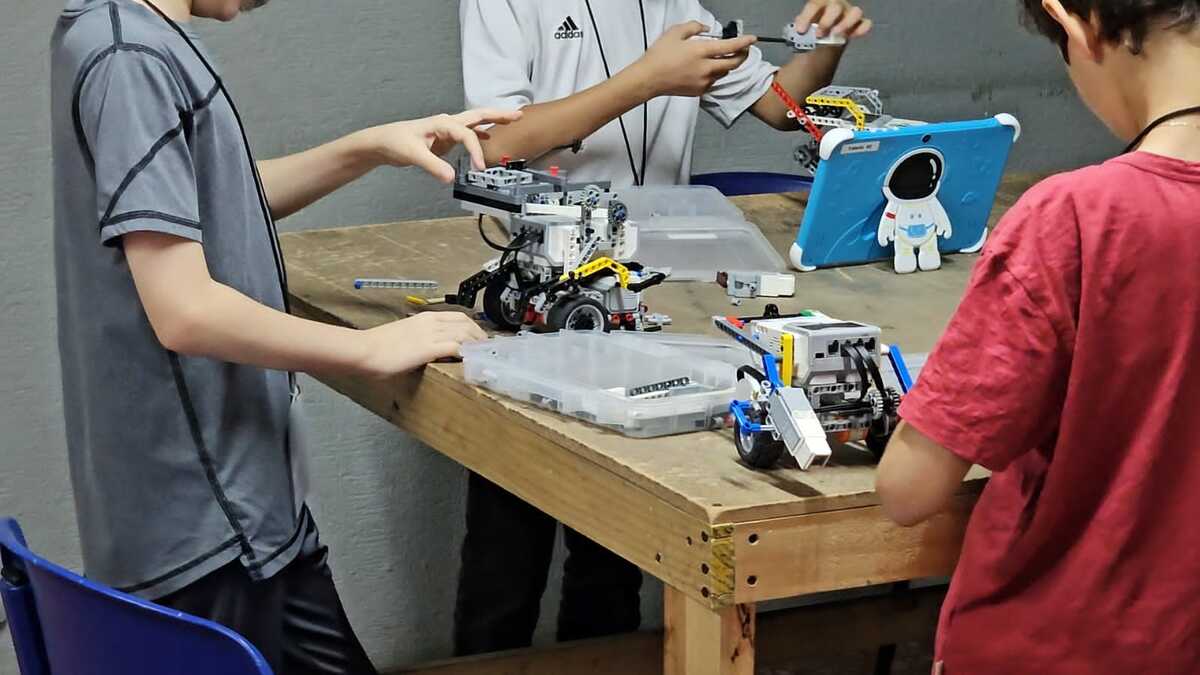 En Monterrey, campamentos de verano ofrecen cursos a menores. Foto: Fabricio Gallegos