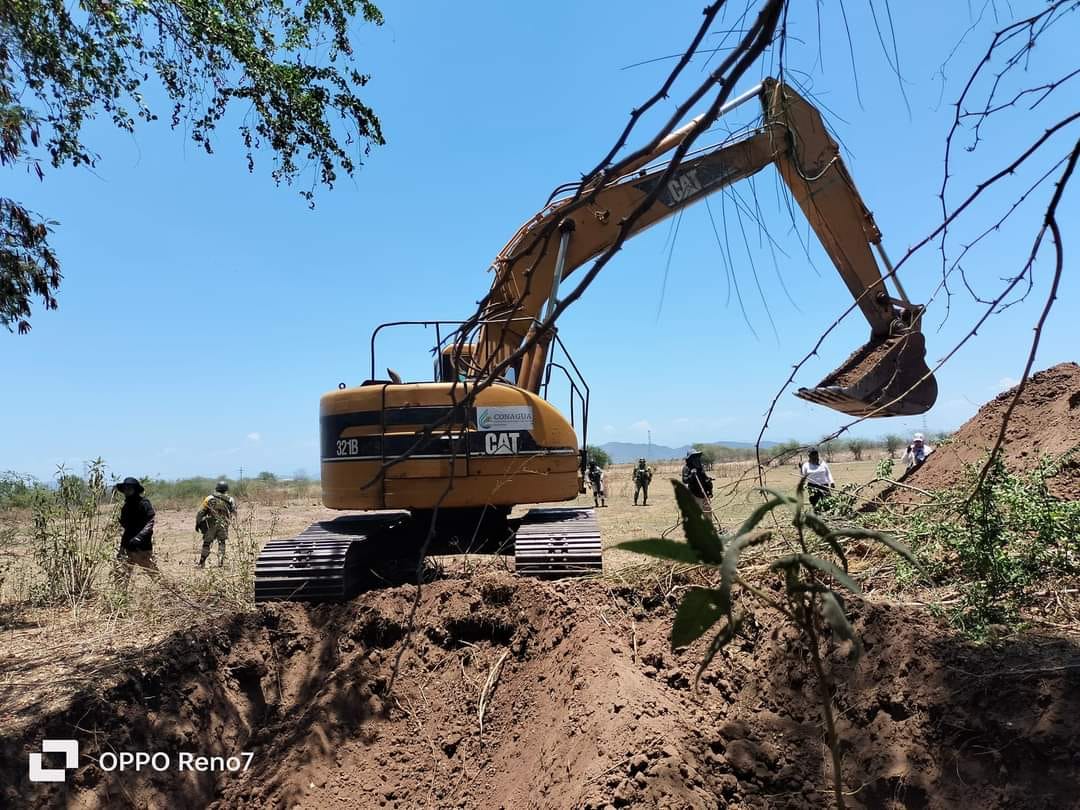 La asociación civil 'Sabuesos Guerreros' busca los restos en el Río Mocorito.