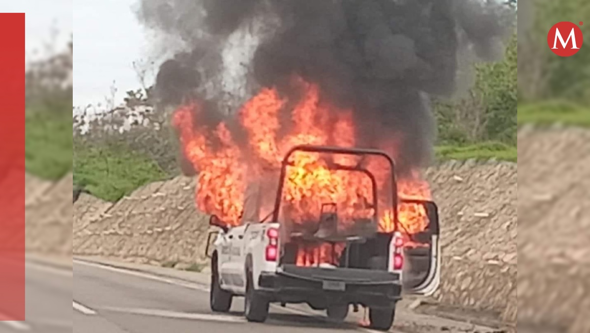 Autoridades dencontraron la patrulla en llamas cuando acudieron a atender el reporte en Acapulco. | Especial