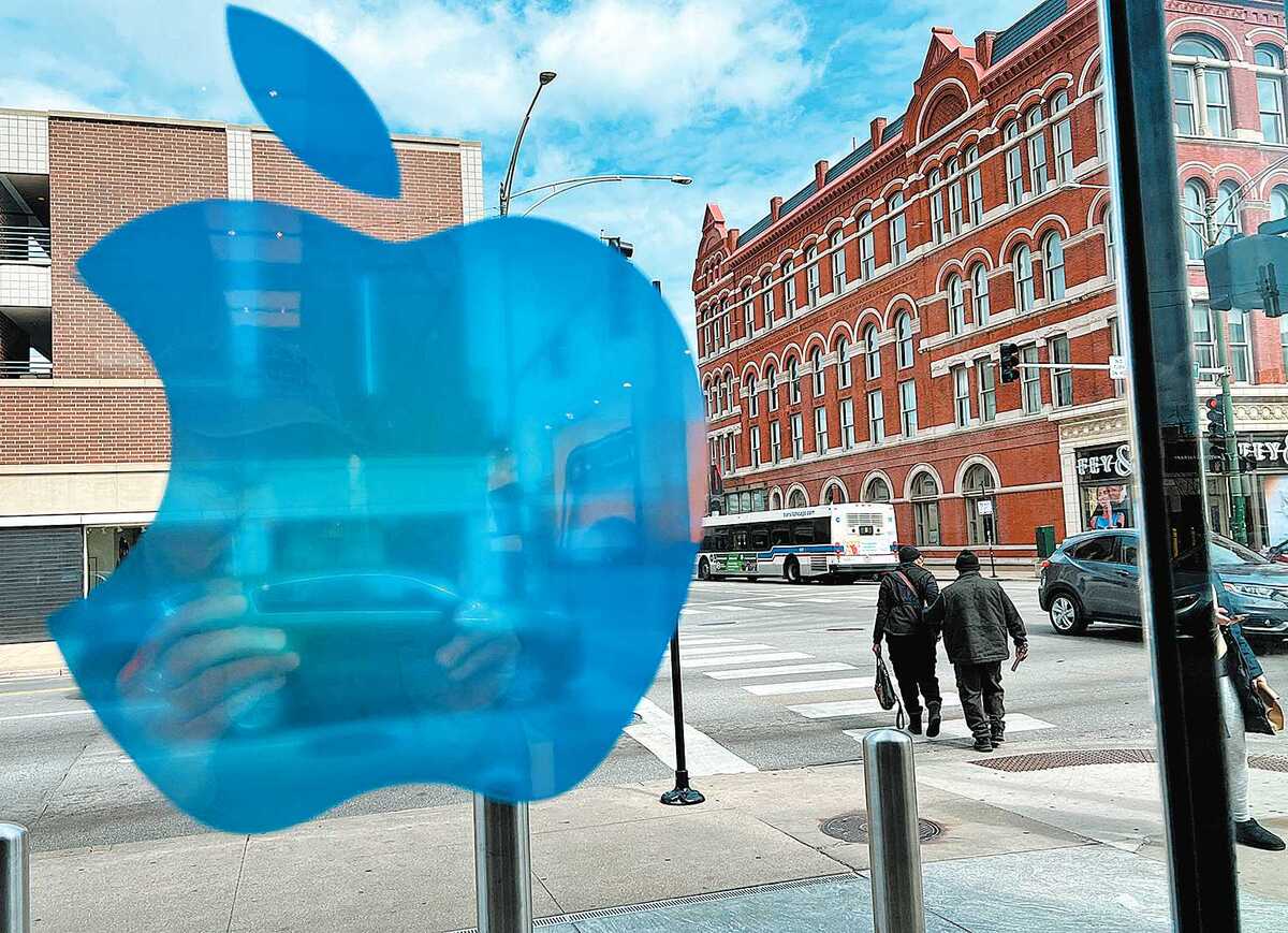 El acuerdo incluía integrar el chatbot en los dispositivos del fabricante de iPhone. Scott Olson/AFP