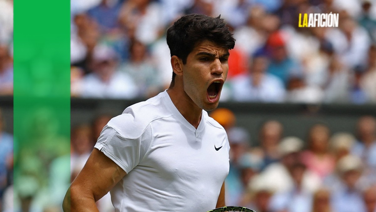 Carlos Alcaraz avanza a la final de Wimbledon con contundente triunfo sobre Medvedev (Reuters)