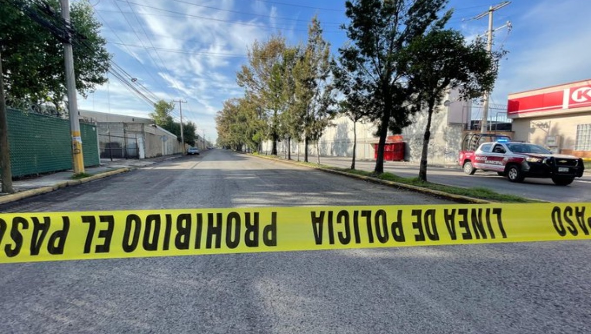 Encuentran cadáver encobijado cerca de la CAPU; investigan el caso | Azul Hernández