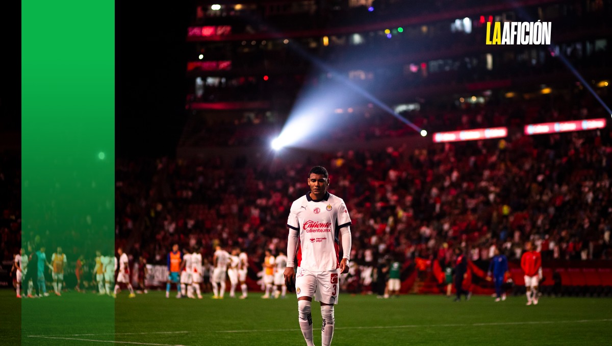FMF abre investigación tras incidente registrado en partido de Xolos vs Chivas (Imago 7)