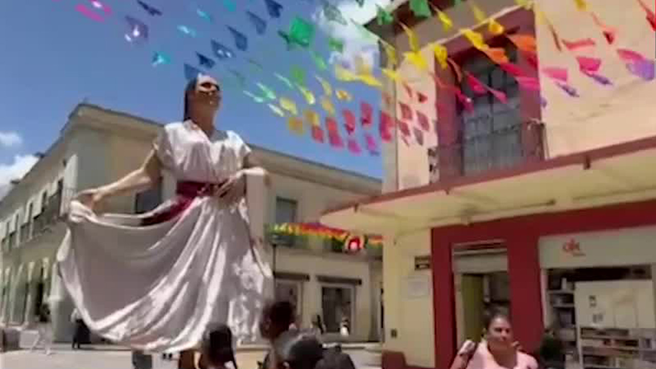 Autoridades investigan subasta ilegal de boletos para la Guelaguetza 2024