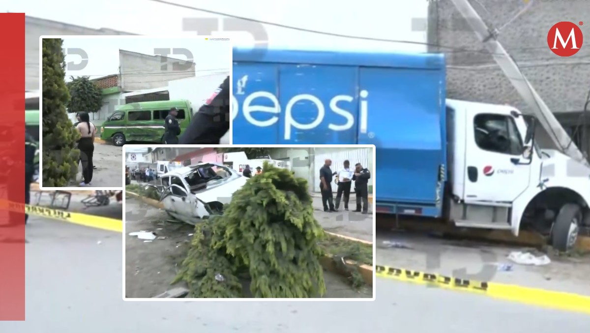 Camión de refrescos choca contra auto y transporte público en Tultitlán. Foto: (Especial)