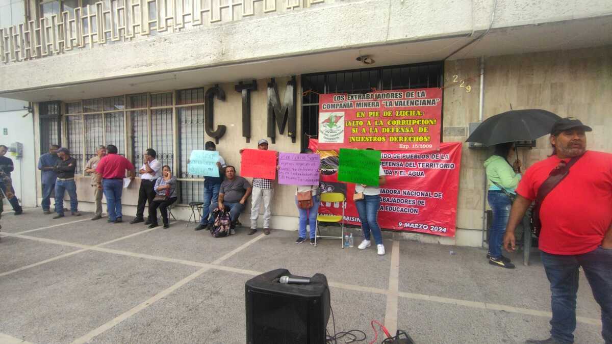 Son 119 trabajadores los ex trabajadores que resultaron afectados y quienes exigen se les pague. | Roberto Amaya