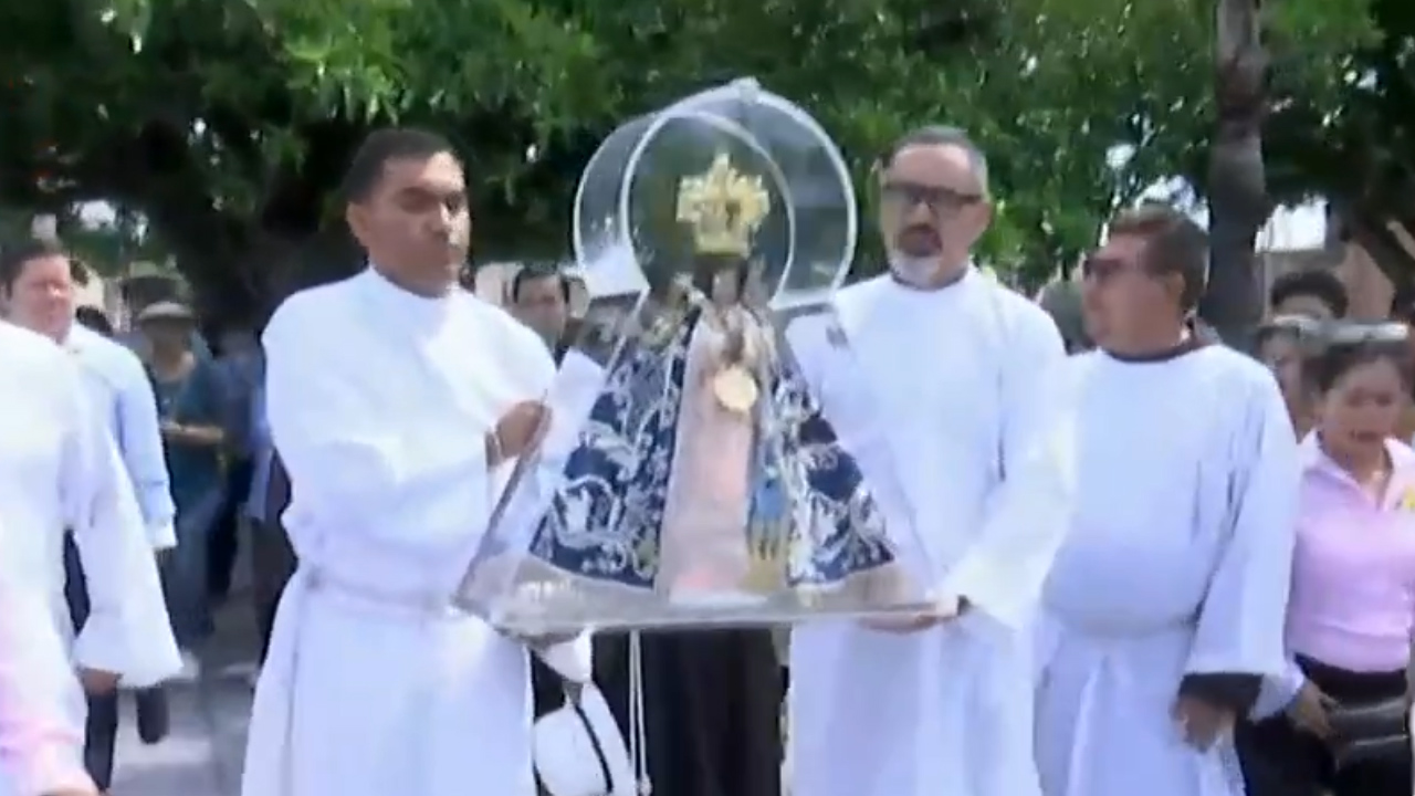 Virgen de Zapopan visita el Lago de Chapala; feligreses piden una buena temporada de lluvias