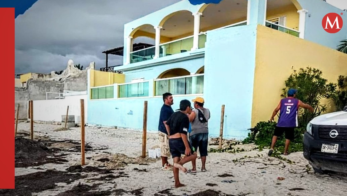 La casa y la zona de playa en la que se quiere extender / Foto: grupo de Facebook 'Ventas Chelem'