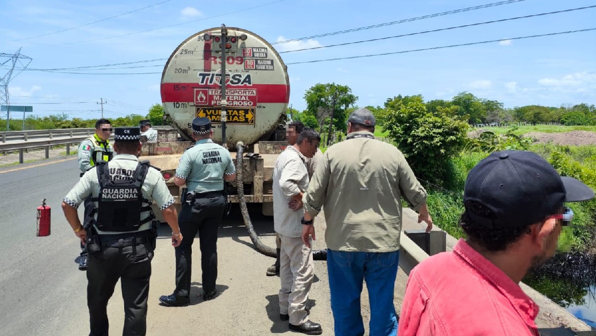 Derrame de hidrocarburo en Altamira. (Cortesía)
